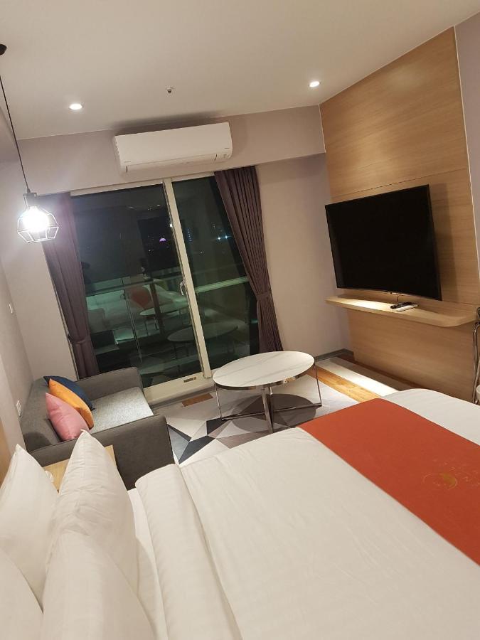Bentley Hotel Trung Lịch Ngoại thất bức ảnh