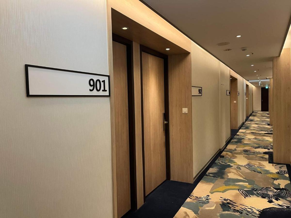 Bentley Hotel Trung Lịch Ngoại thất bức ảnh