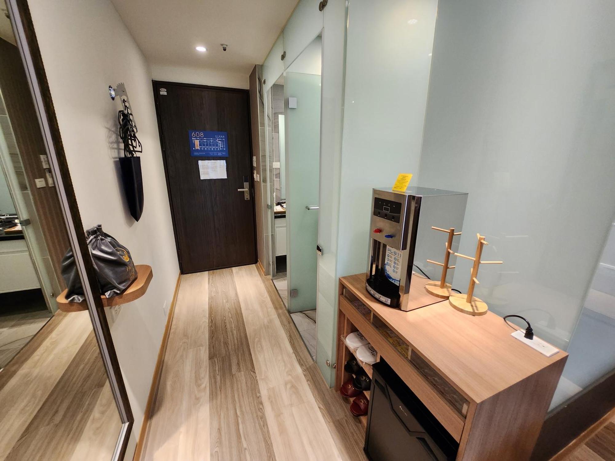 Bentley Hotel Trung Lịch Ngoại thất bức ảnh
