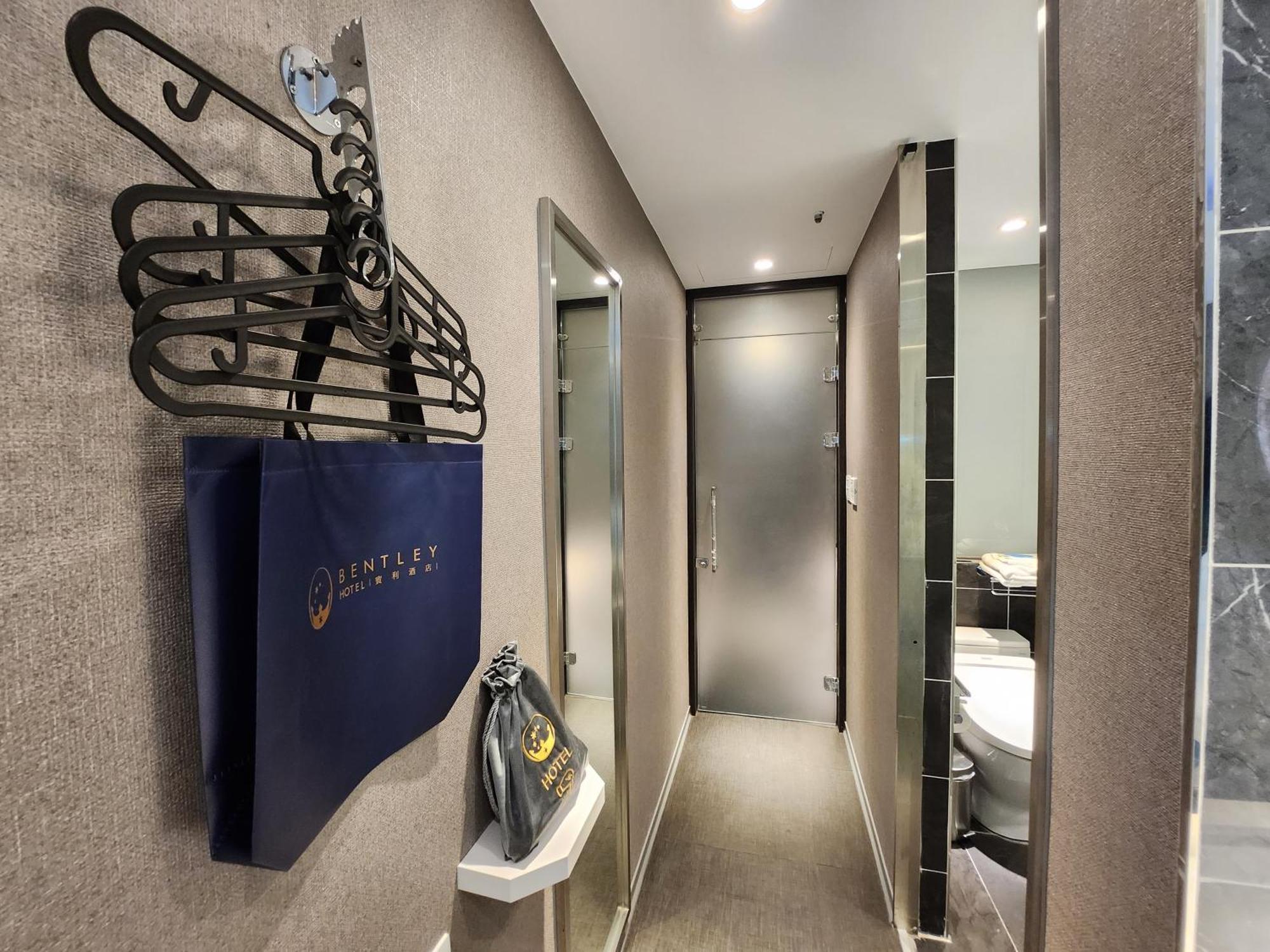 Bentley Hotel Trung Lịch Ngoại thất bức ảnh