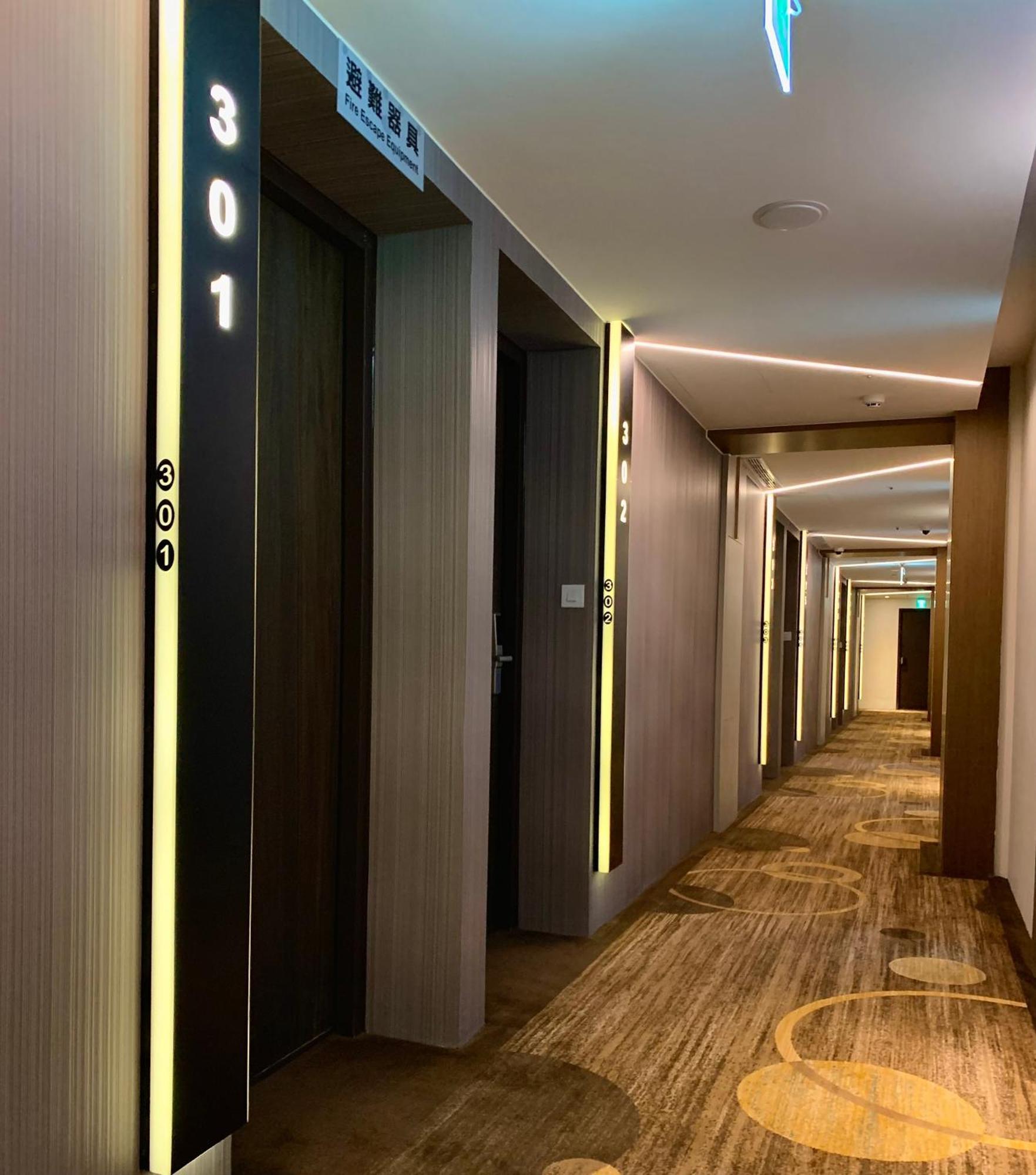 Bentley Hotel Trung Lịch Ngoại thất bức ảnh